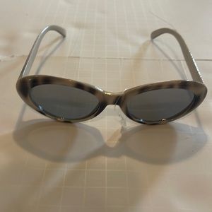 New! Cat Eyes Glasses